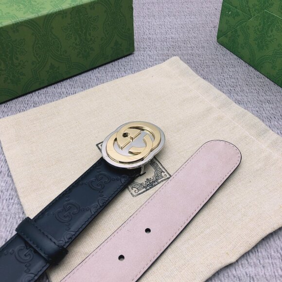 3.5 cm Width Women\'s Gucci GG Buckle Embossed Leather Belt Size 80/32 main image 4